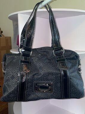 Dereon Satchel with Patent Trim